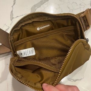 Lululemon wear everywhere belt bag 1L